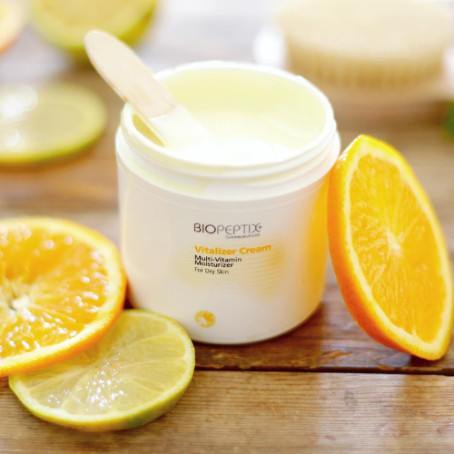 קרם לחות מולטי-ויטמין לעור יבש - Vitalizer Multi-Vitamin Cream moistrurizer
